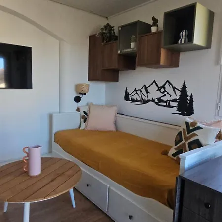 17m2-au Petit Refuge Appartement Vers (Ain)